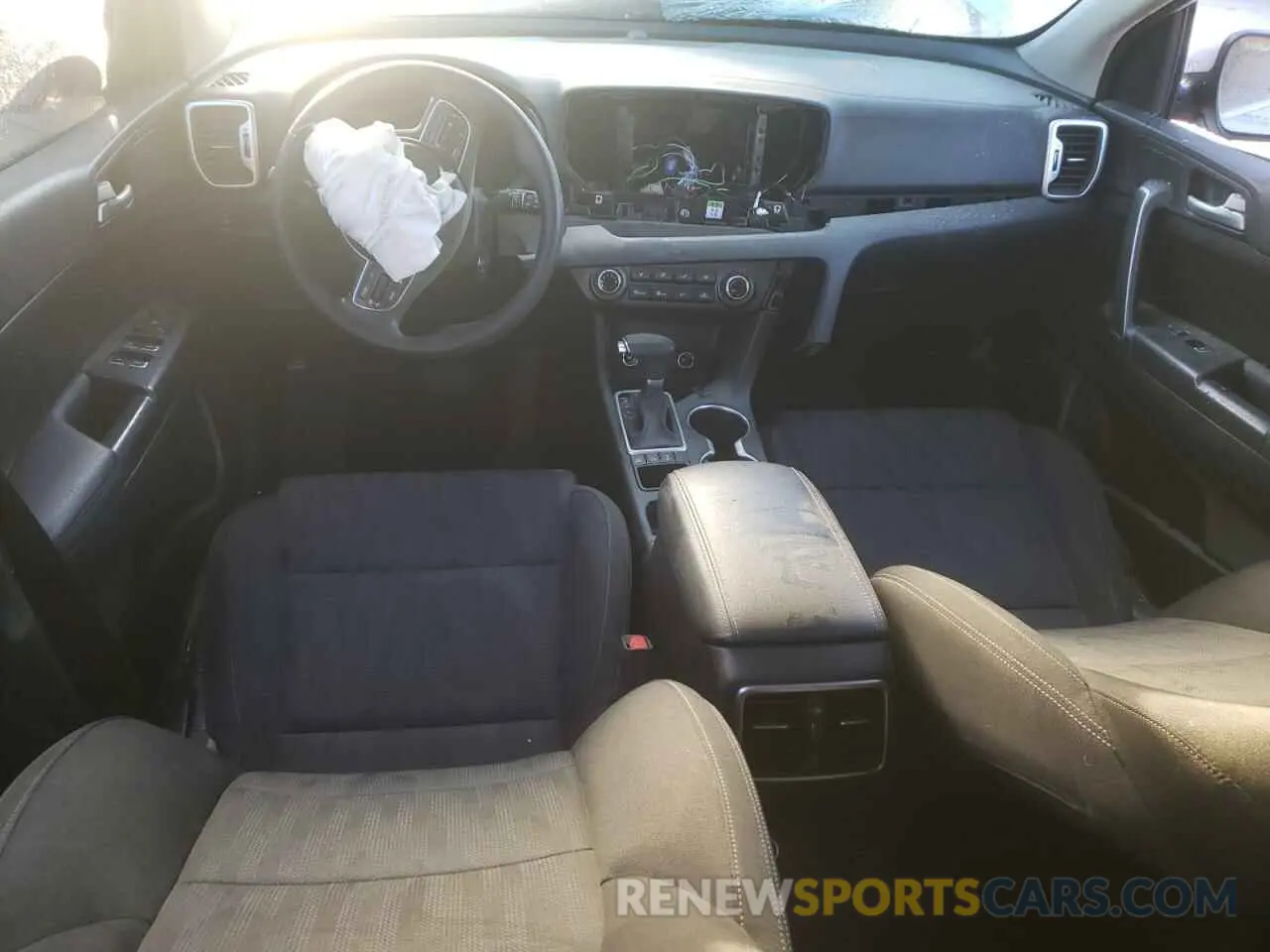 8 fotografías del automóvil dañado KNDPMCAC7K7591077 KIA SPORTAGE 2019