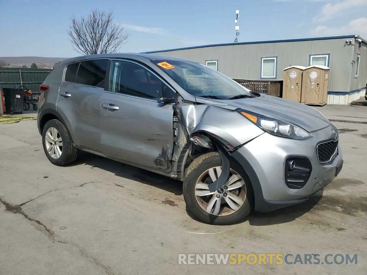 4 fotografías del automóvil dañado KNDPMCAC7K7608556 KIA SPORTAGE 2019
