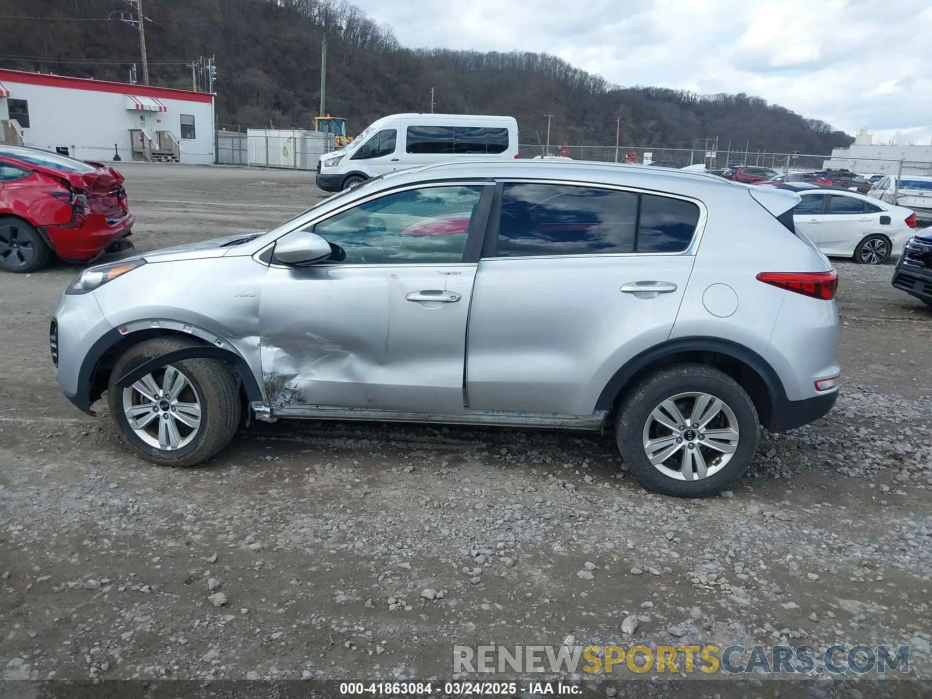 15 fotografías del automóvil dañado KNDPMCAC8K7501158 KIA SPORTAGE 2019