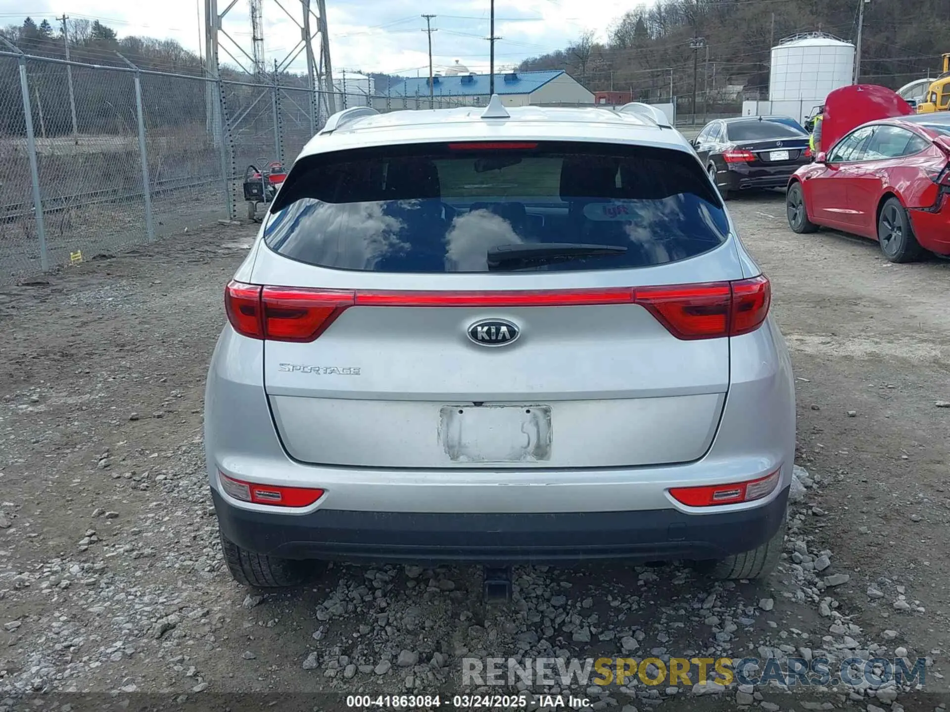 17 fotografías del automóvil dañado KNDPMCAC8K7501158 KIA SPORTAGE 2019