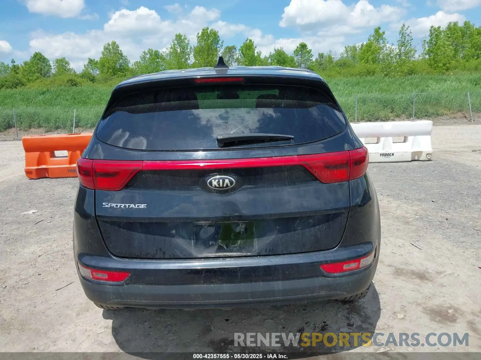 16 fotografías del automóvil dañado KNDPMCAC8K7619937 KIA SPORTAGE 2019