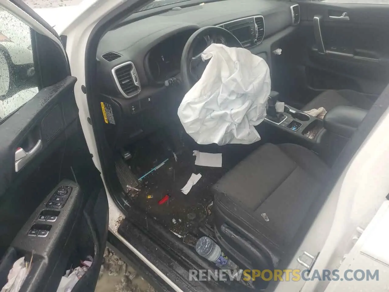 8 fotografías del automóvil dañado KNDPMCAC9K7534444 KIA SPORTAGE 2019