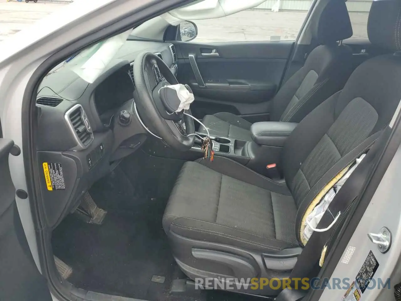7 fotografías del automóvil dañado KNDPMCACXK7530936 KIA SPORTAGE 2019