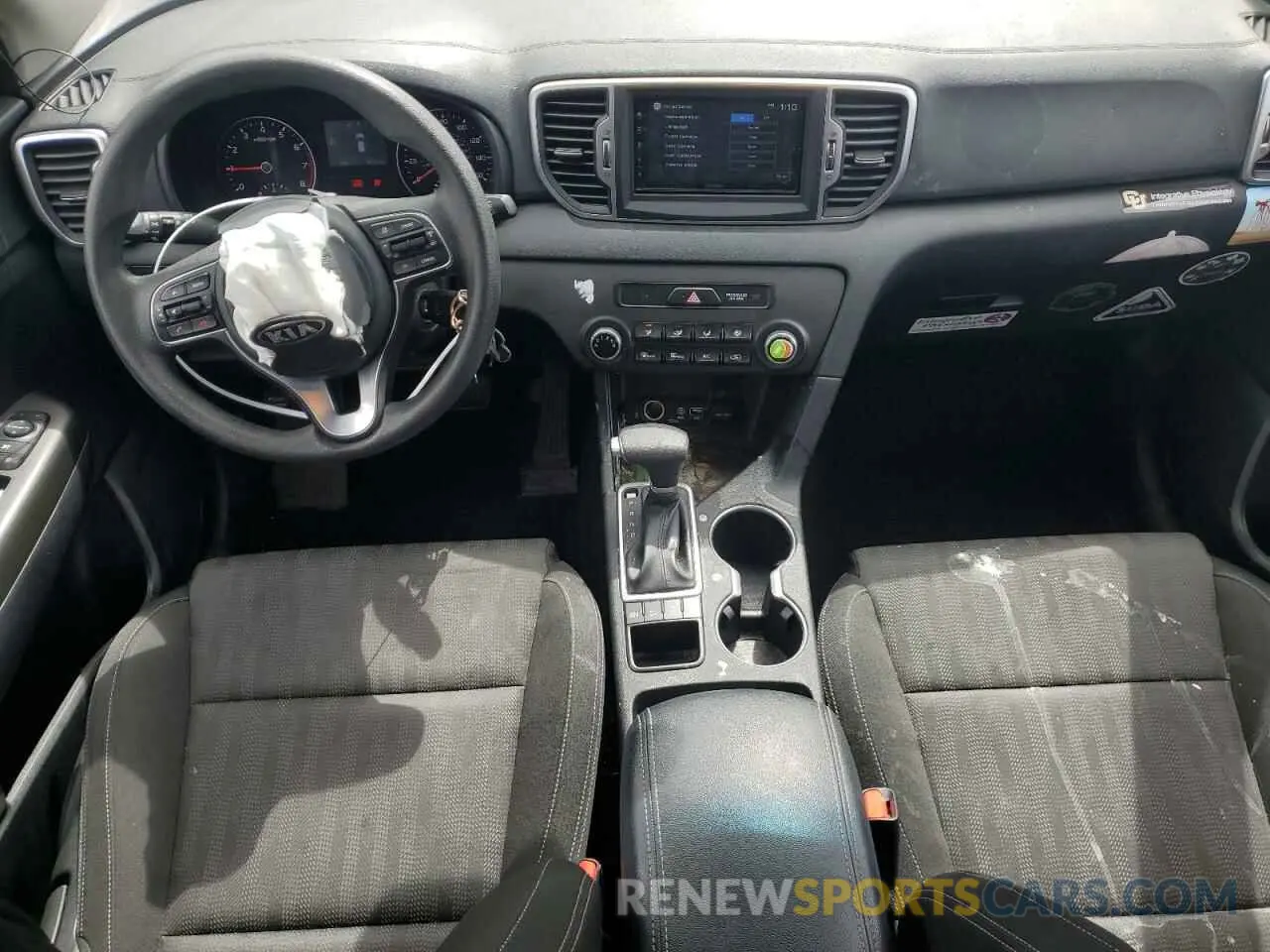 8 fotografías del automóvil dañado KNDPMCACXK7530936 KIA SPORTAGE 2019