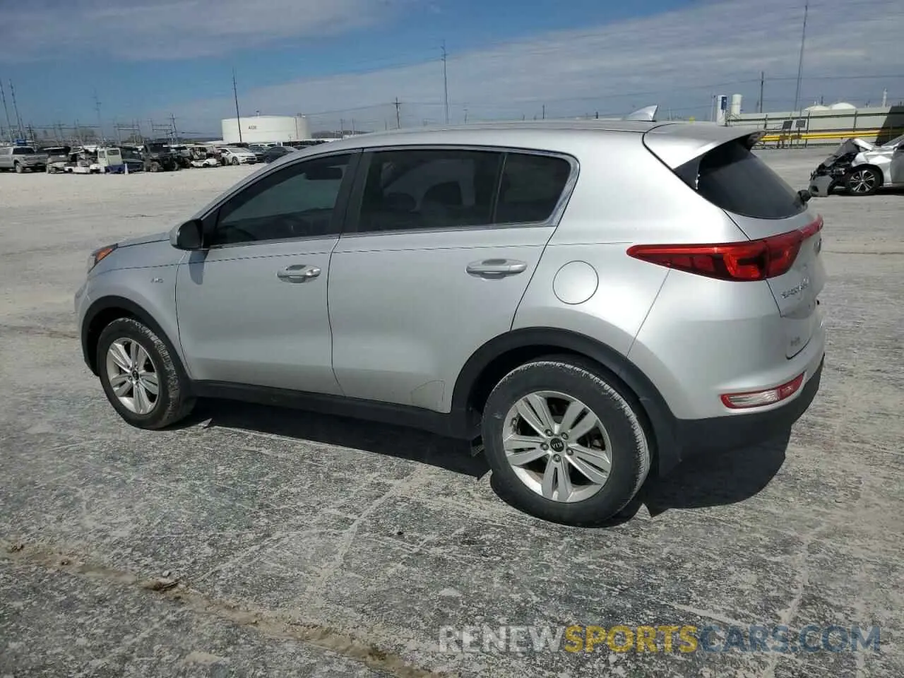 2 fotografías del automóvil dañado KNDPMCACXK7553701 KIA SPORTAGE 2019