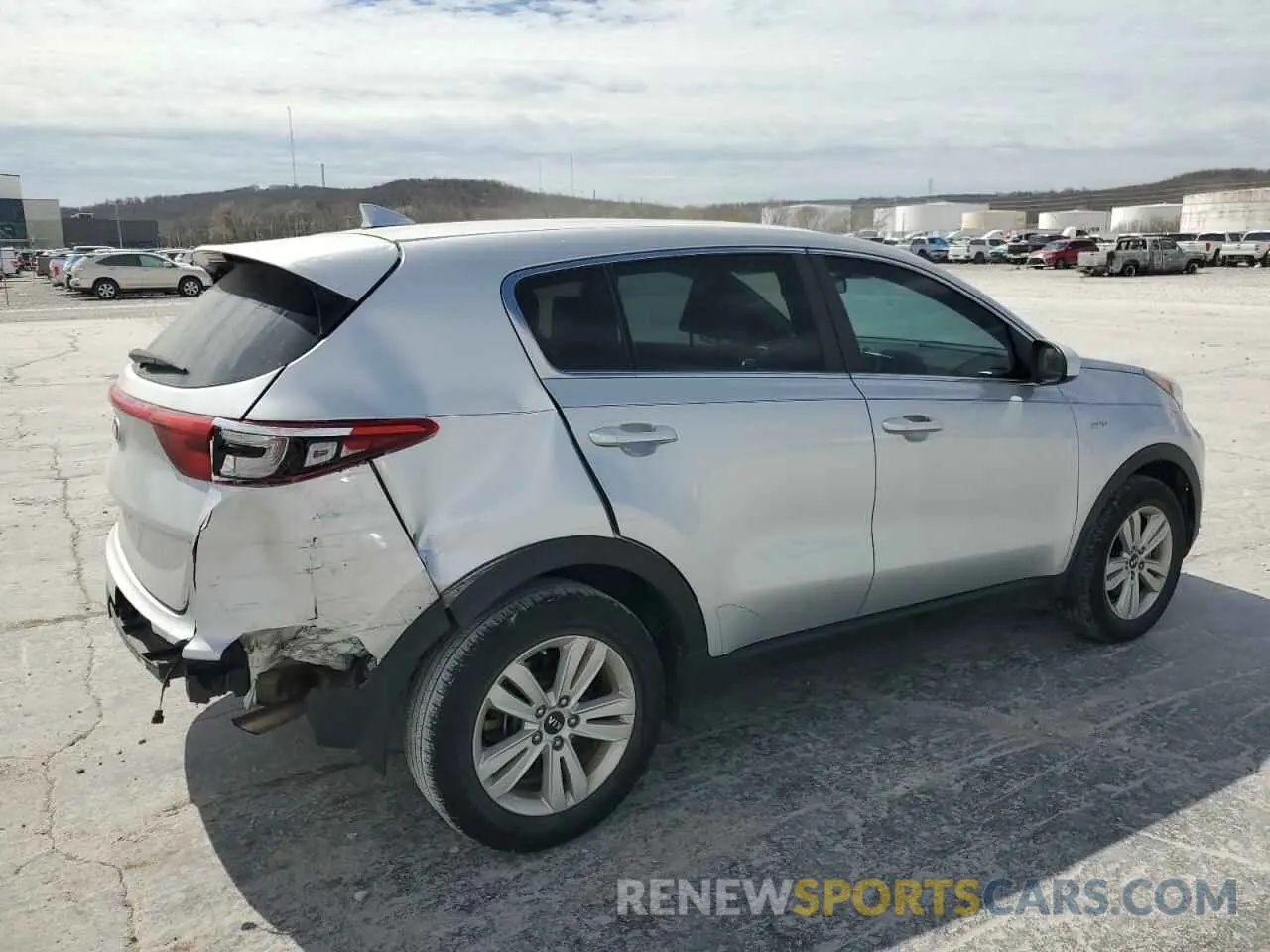 3 fotografías del automóvil dañado KNDPMCACXK7553701 KIA SPORTAGE 2019