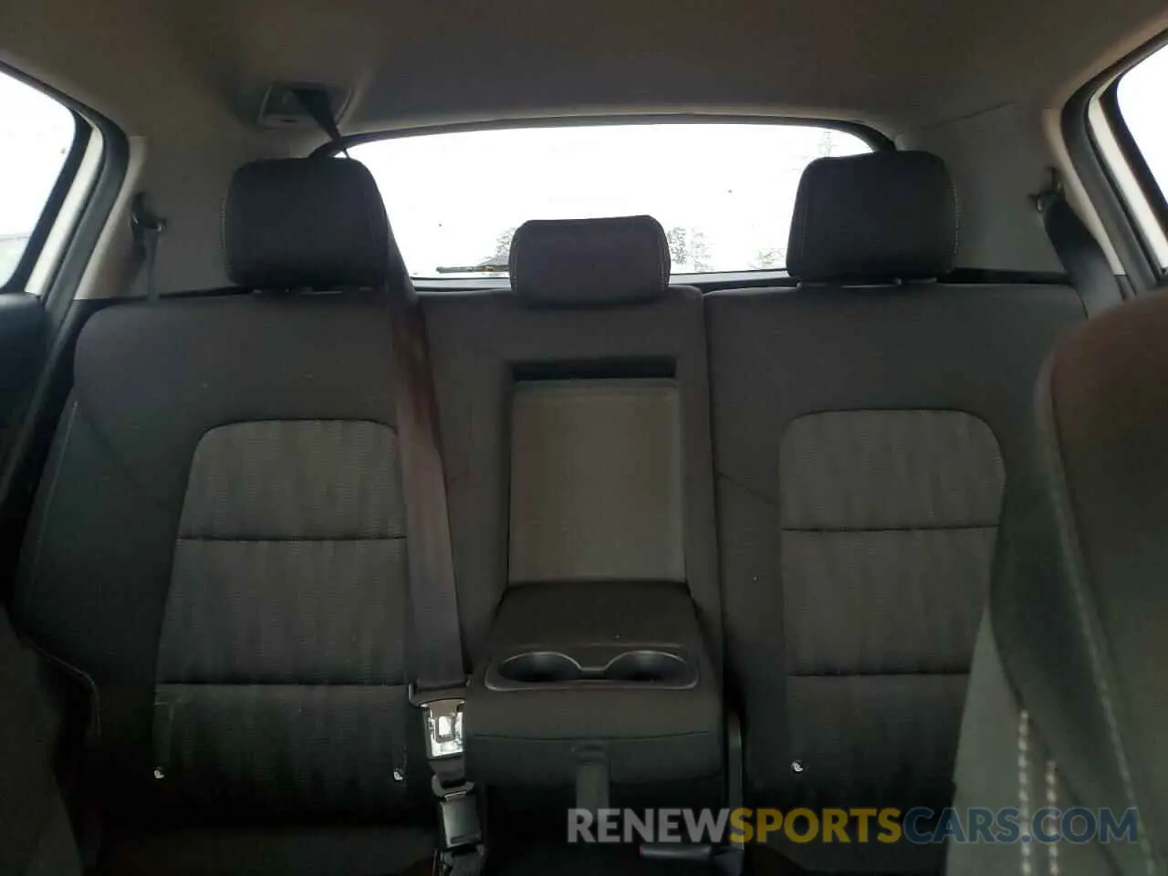 10 fotografías del automóvil dañado KNDPMCACXK7563094 KIA SPORTAGE 2019