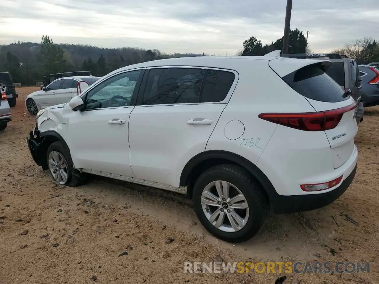 2 fotografías del automóvil dañado KNDPMCACXK7563094 KIA SPORTAGE 2019
