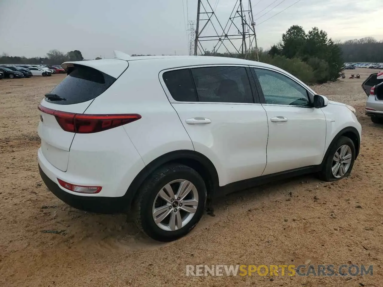 3 fotografías del automóvil dañado KNDPMCACXK7563094 KIA SPORTAGE 2019