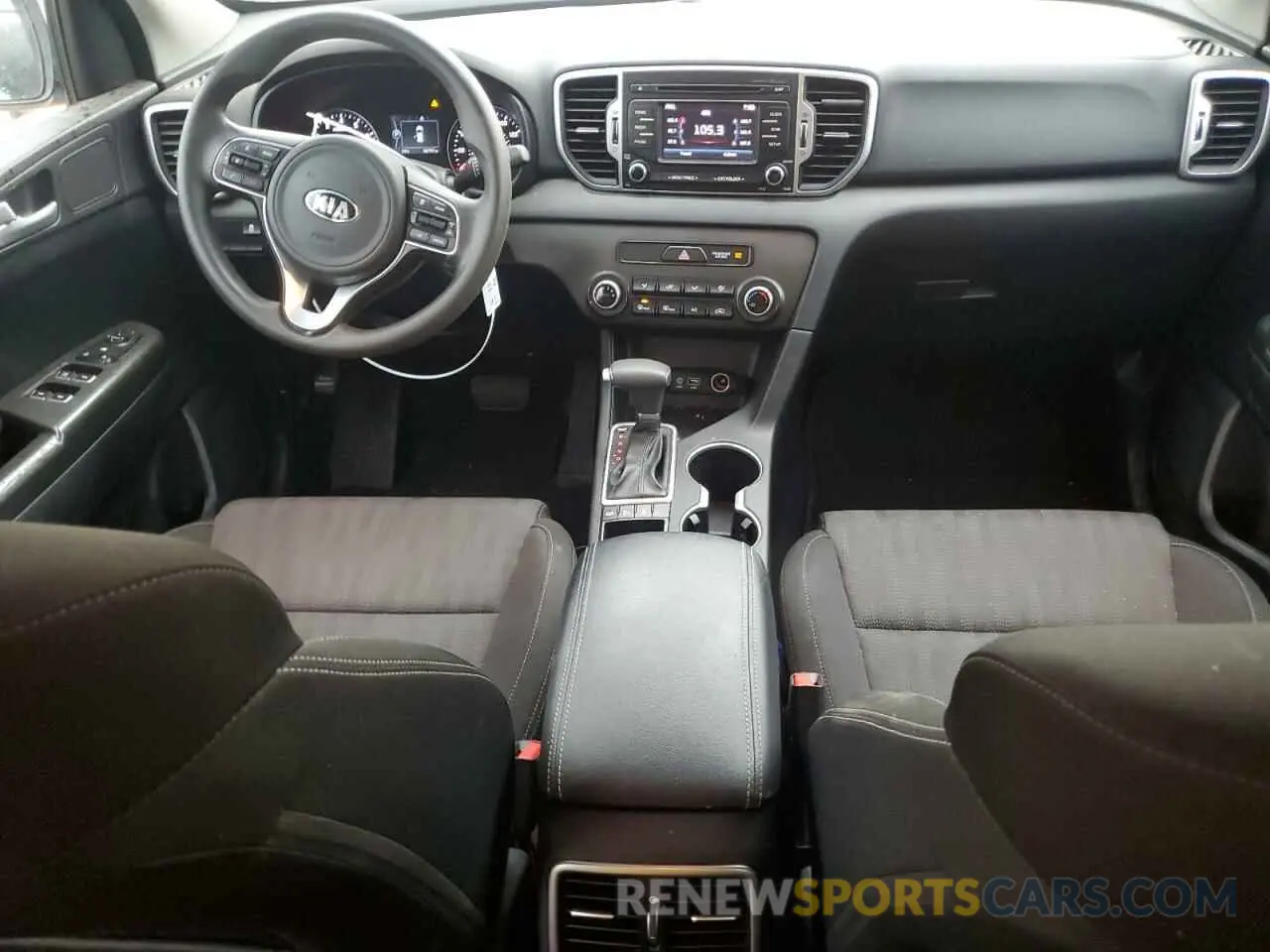 8 fotografías del automóvil dañado KNDPMCACXK7563094 KIA SPORTAGE 2019