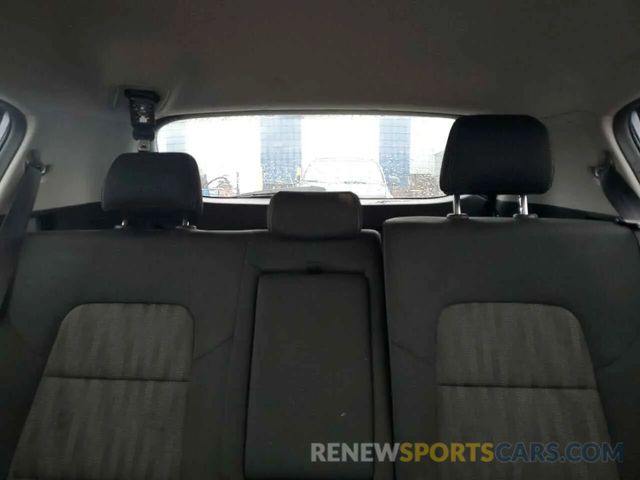 10 fotografías del automóvil dañado KNDPMCACXK7584690 KIA SPORTAGE 2019