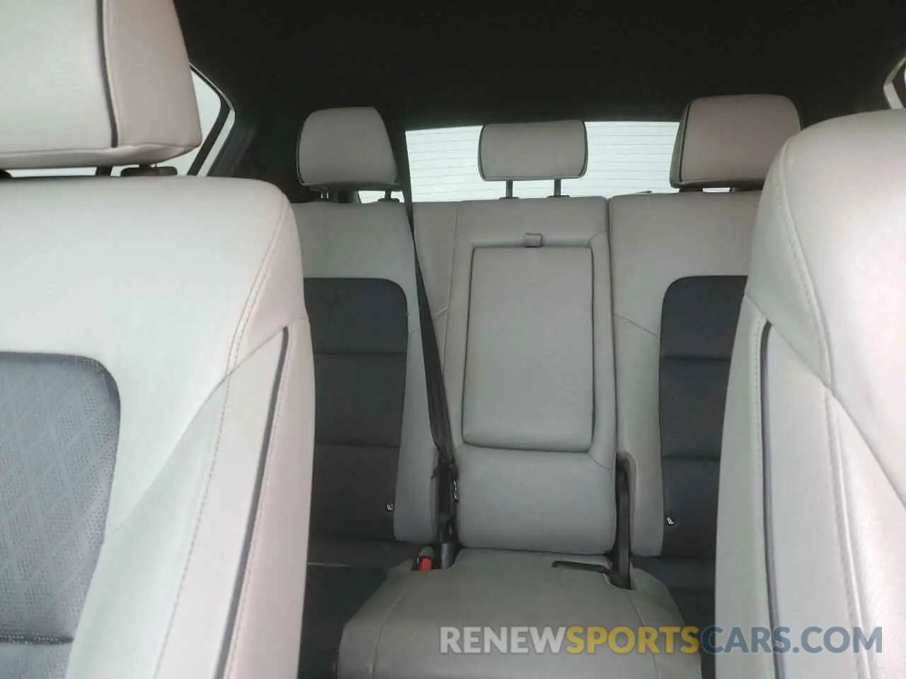 10 fotografías del automóvil dañado KNDPN3AC0K7570116 KIA SPORTAGE 2019