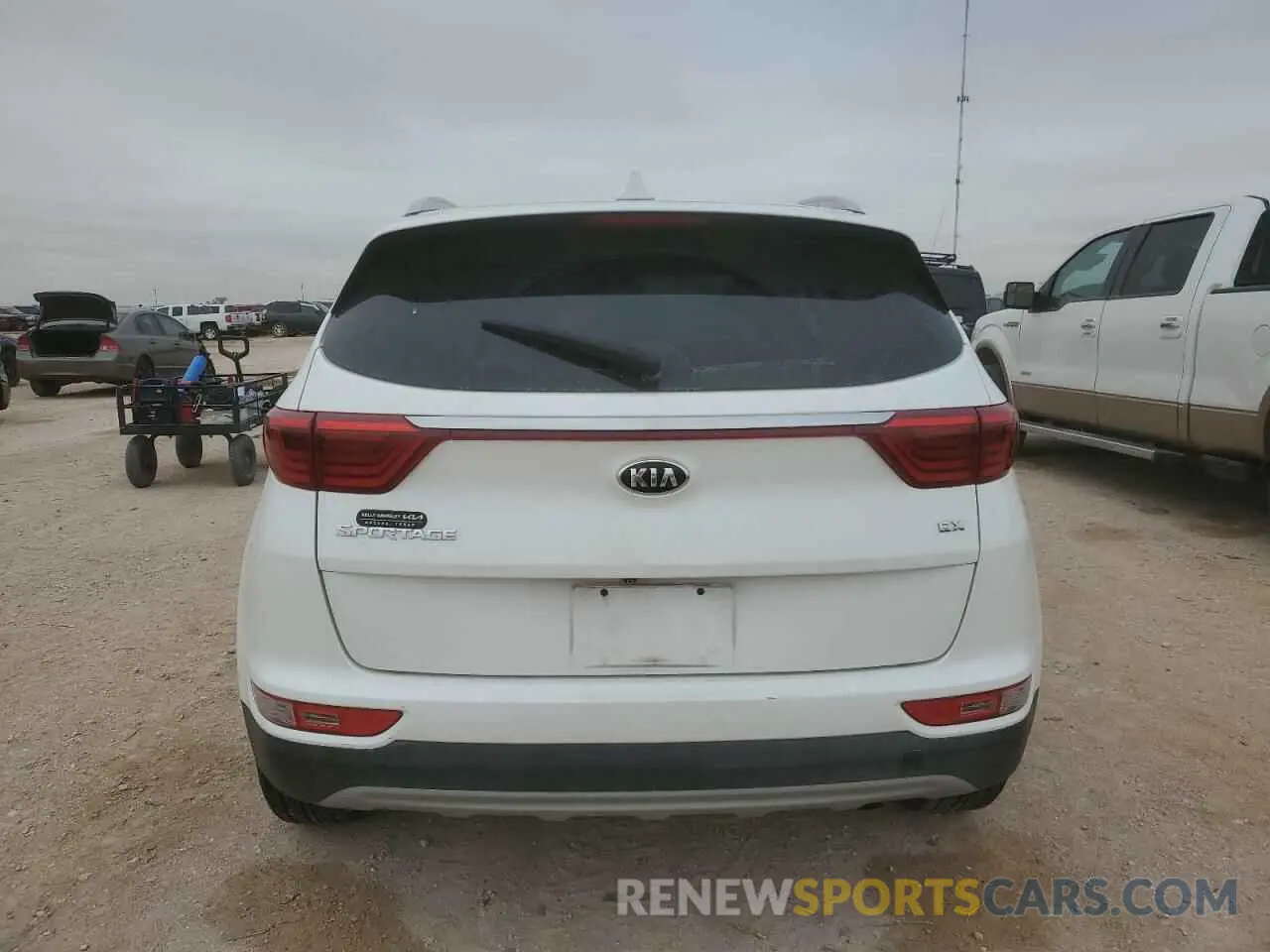 6 fotografías del automóvil dañado KNDPN3AC0K7570116 KIA SPORTAGE 2019