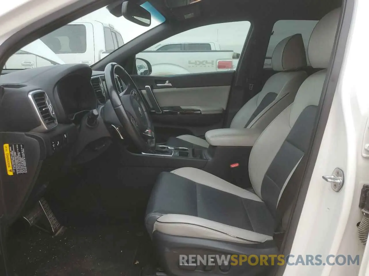 7 fotografías del automóvil dañado KNDPN3AC0K7570116 KIA SPORTAGE 2019