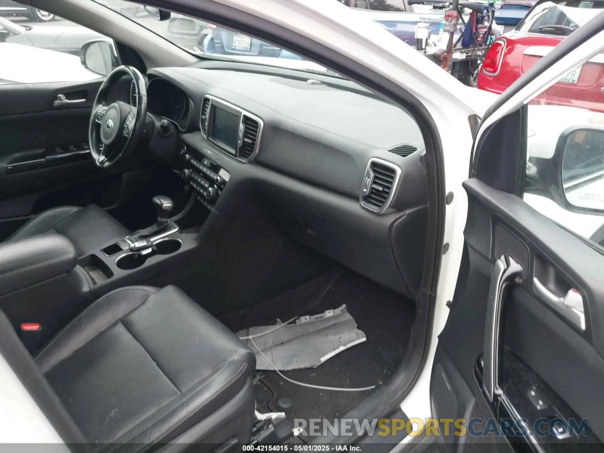 5 fotografías del automóvil dañado KNDPN3AC2K7522598 KIA SPORTAGE 2019