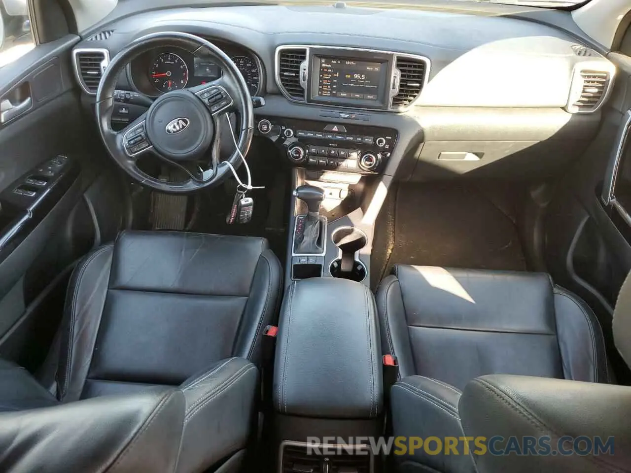 8 fotografías del automóvil dañado KNDPN3AC5K7625692 KIA SPORTAGE 2019