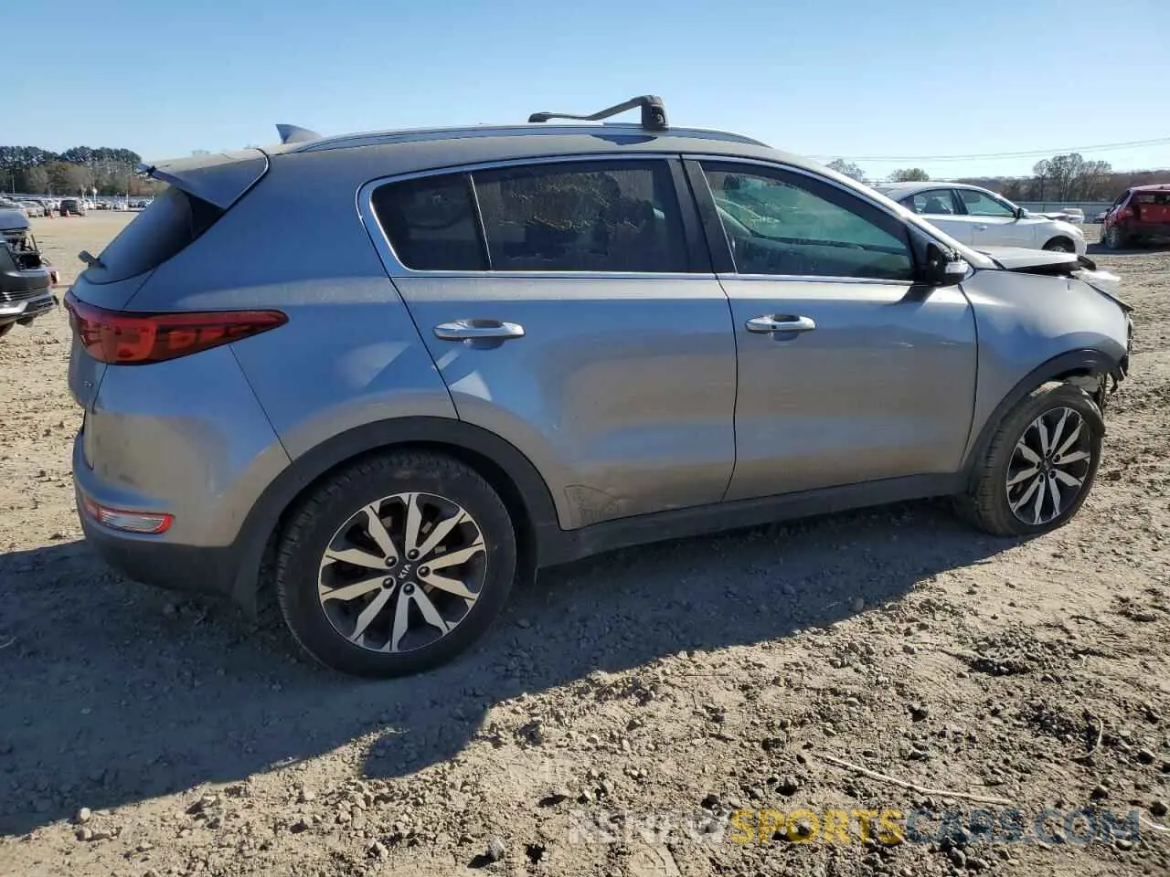 3 fotografías del automóvil dañado KNDPN3AC7K7601720 KIA SPORTAGE 2019