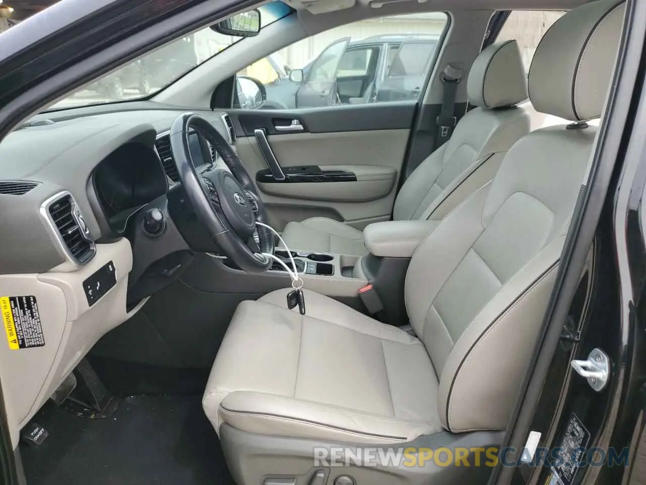 7 fotografías del automóvil dañado KNDPN3AC9K7571250 KIA SPORTAGE 2019