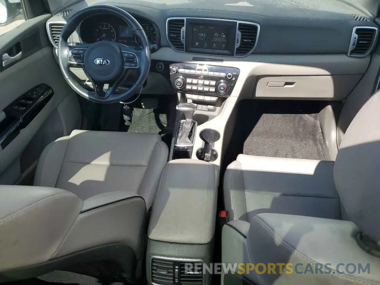 8 fotografías del automóvil dañado KNDPNCAC0K7532501 KIA SPORTAGE 2019
