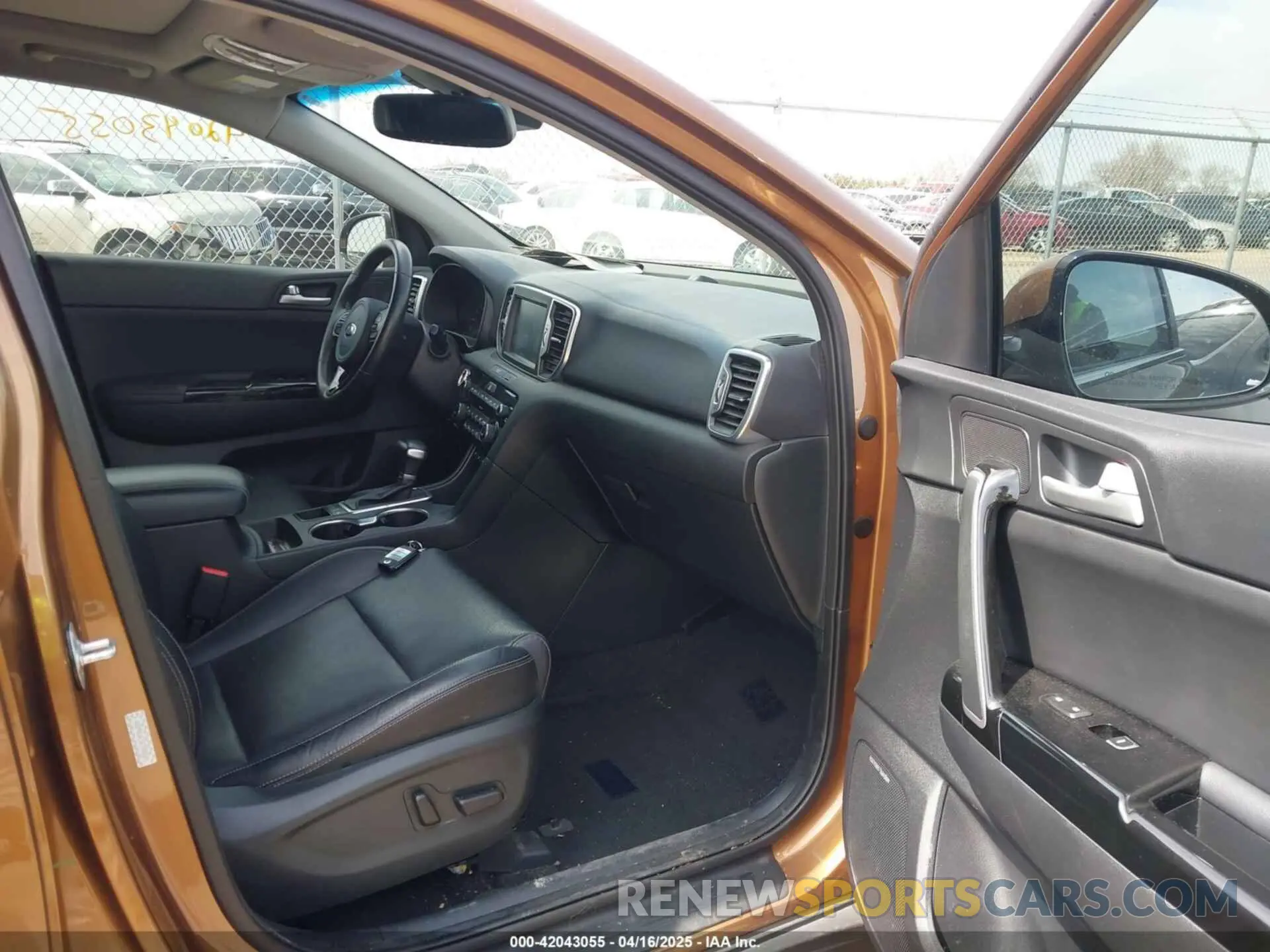 5 fotografías del automóvil dañado KNDPNCAC5K7590541 KIA SPORTAGE 2019