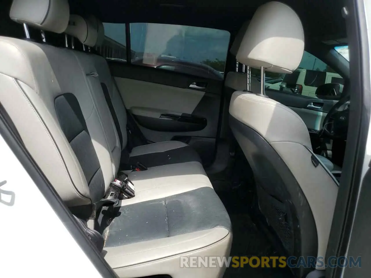 11 fotografías del automóvil dañado KNDPNCAC7K7522953 KIA SPORTAGE 2019