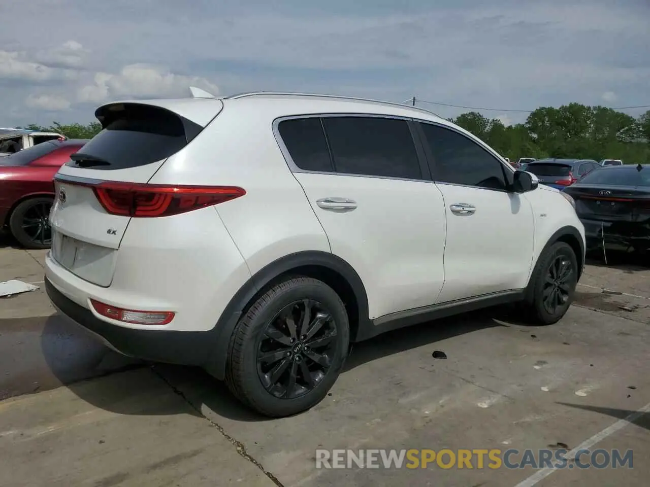 3 fotografías del automóvil dañado KNDPNCAC7K7522953 KIA SPORTAGE 2019