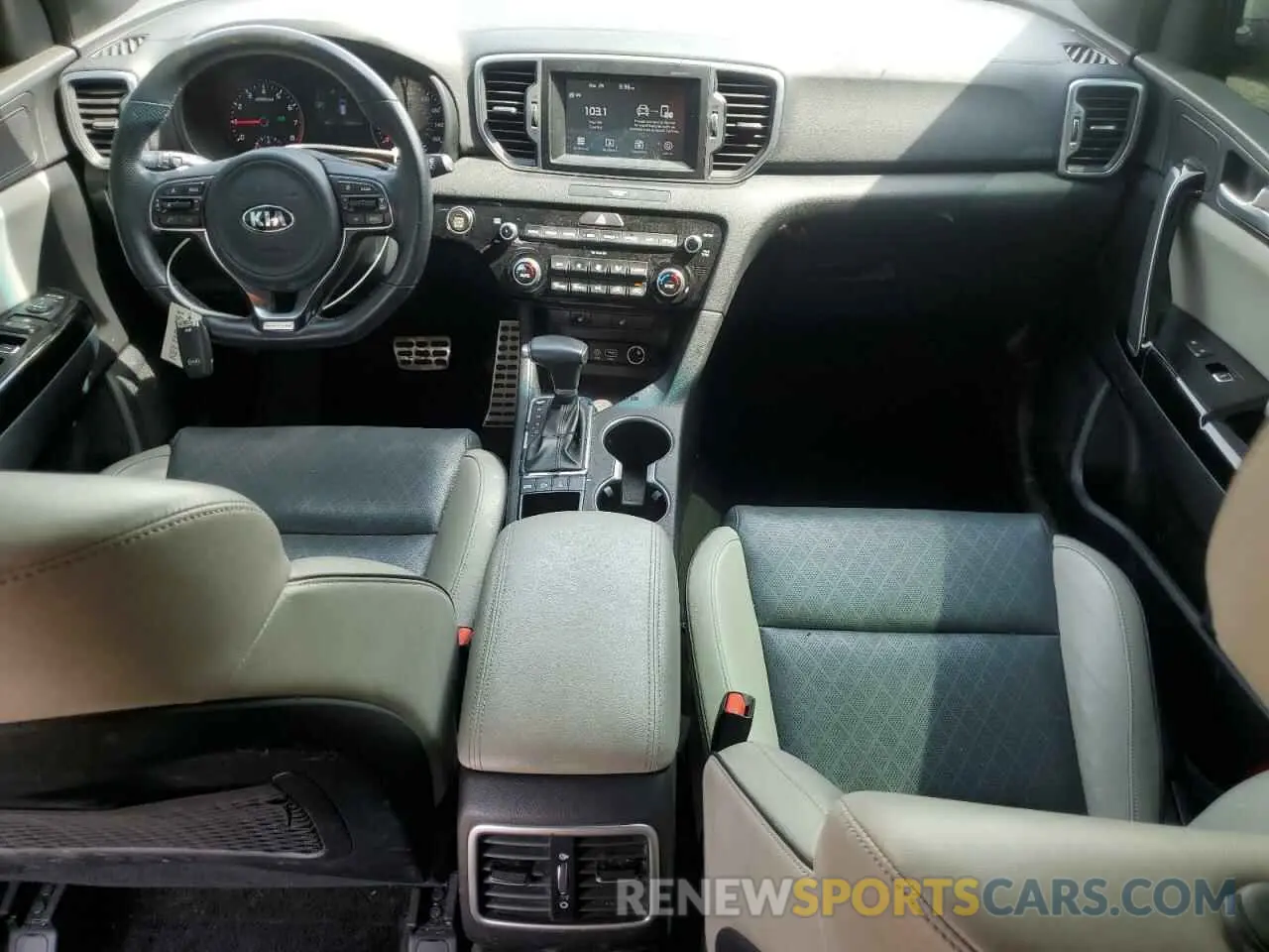 8 fotografías del automóvil dañado KNDPNCAC7K7522953 KIA SPORTAGE 2019