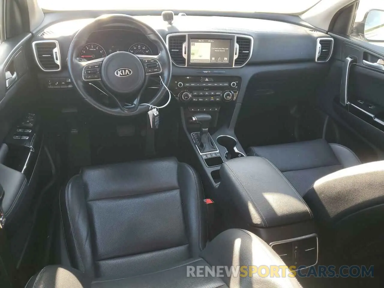 8 fotografías del automóvil dañado KNDPNCAC7K7579363 KIA SPORTAGE 2019