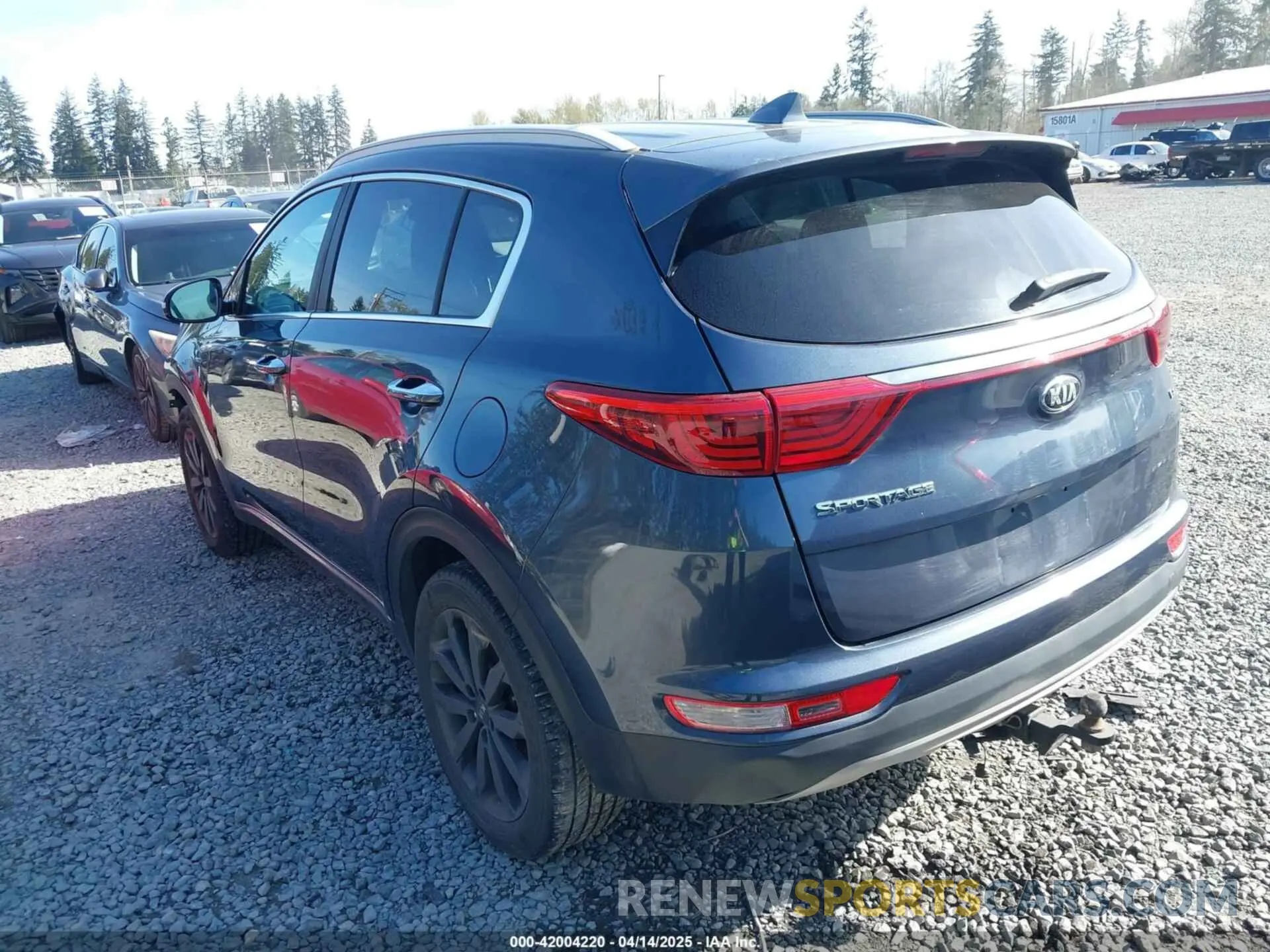 3 fotografías del automóvil dañado KNDPNCAC7K7615908 KIA SPORTAGE 2019