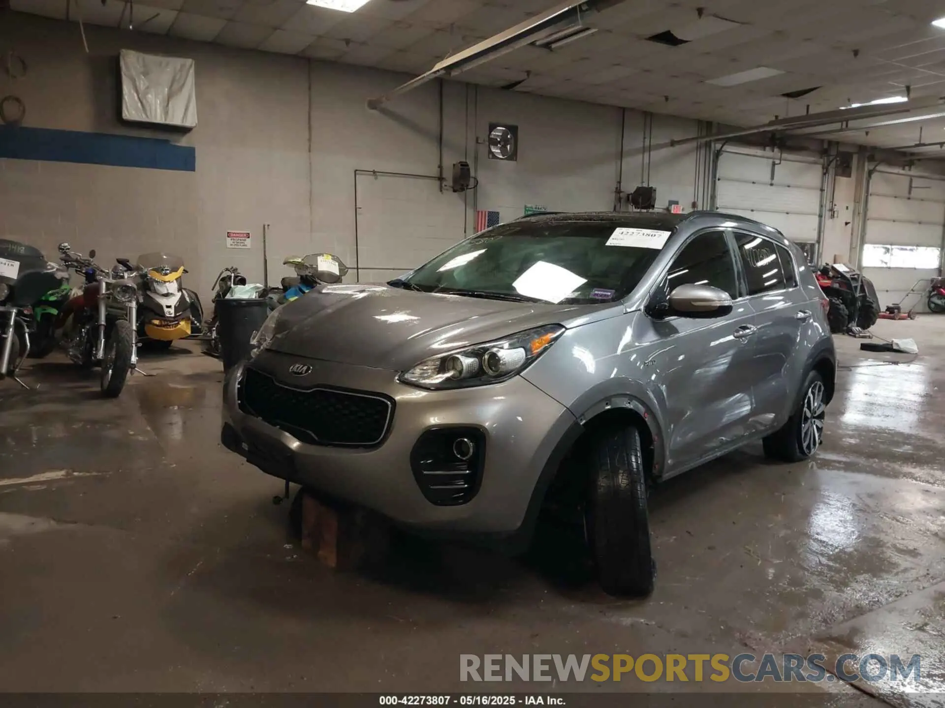 2 fotografías del automóvil dañado KNDPNCACXK7550830 KIA SPORTAGE 2019