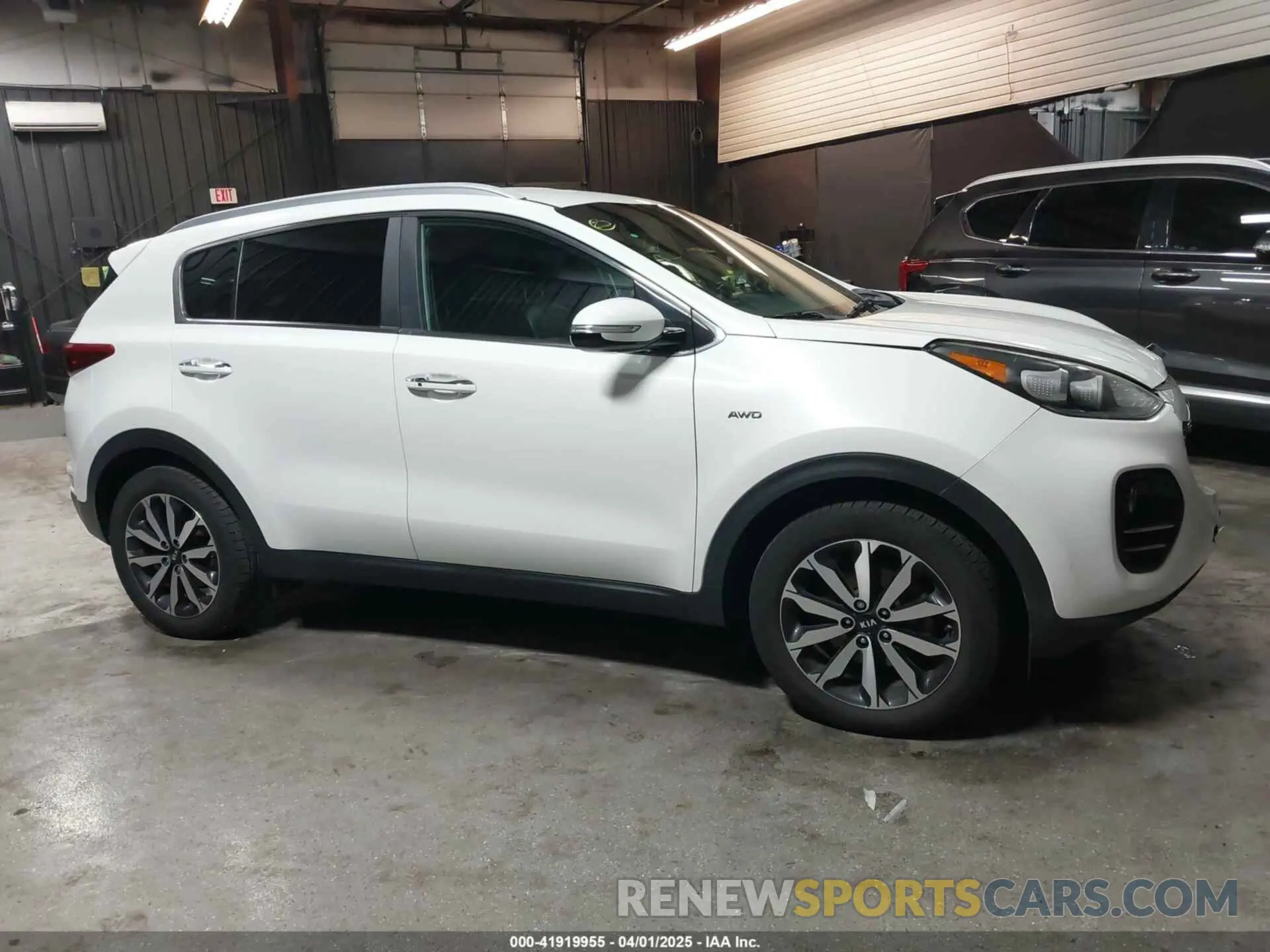 13 fotografías del automóvil dañado KNDPNCACXK7571757 KIA SPORTAGE 2019