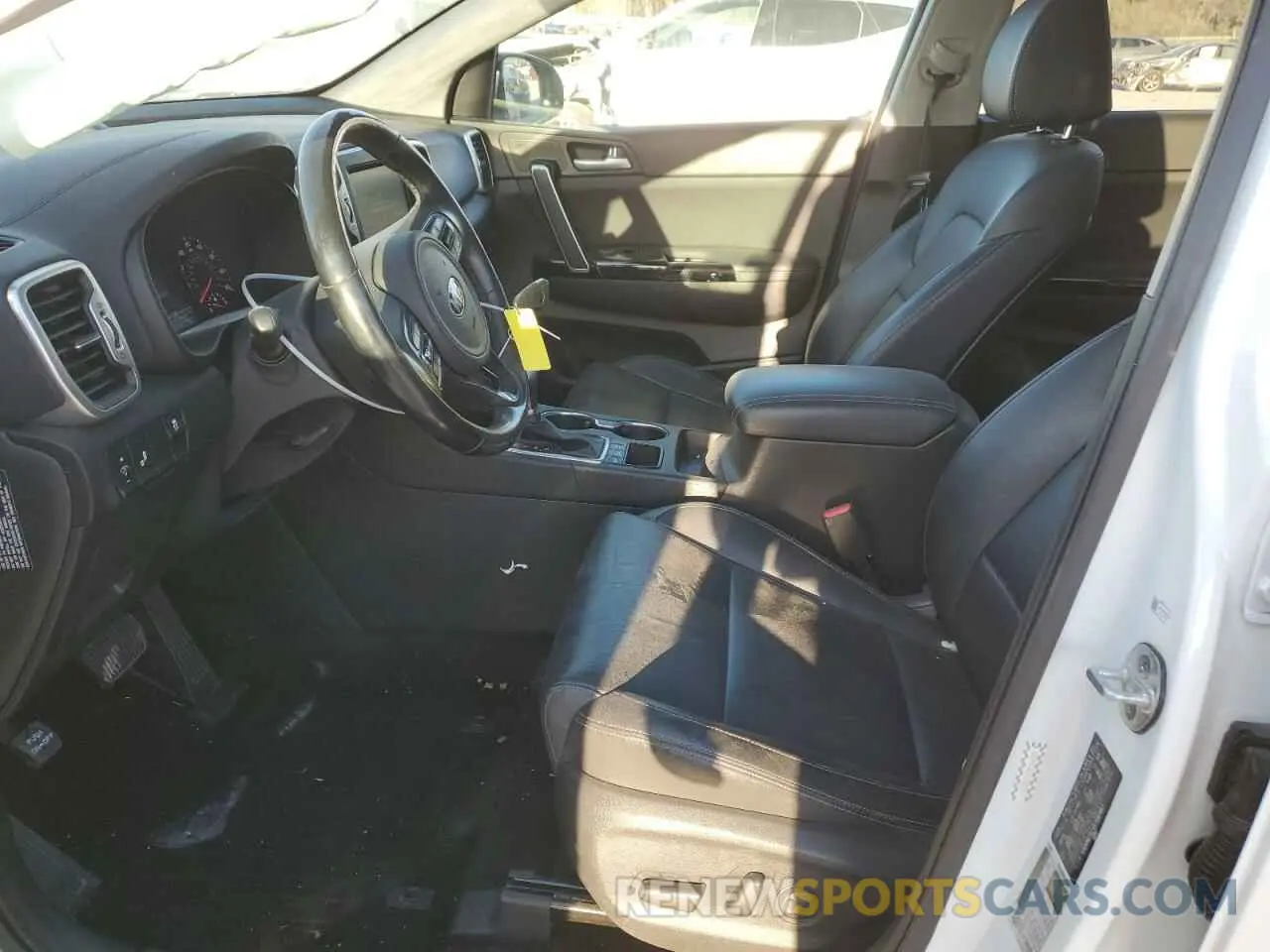 7 fotografías del automóvil dañado KNDPNCACXK7582967 KIA SPORTAGE 2019