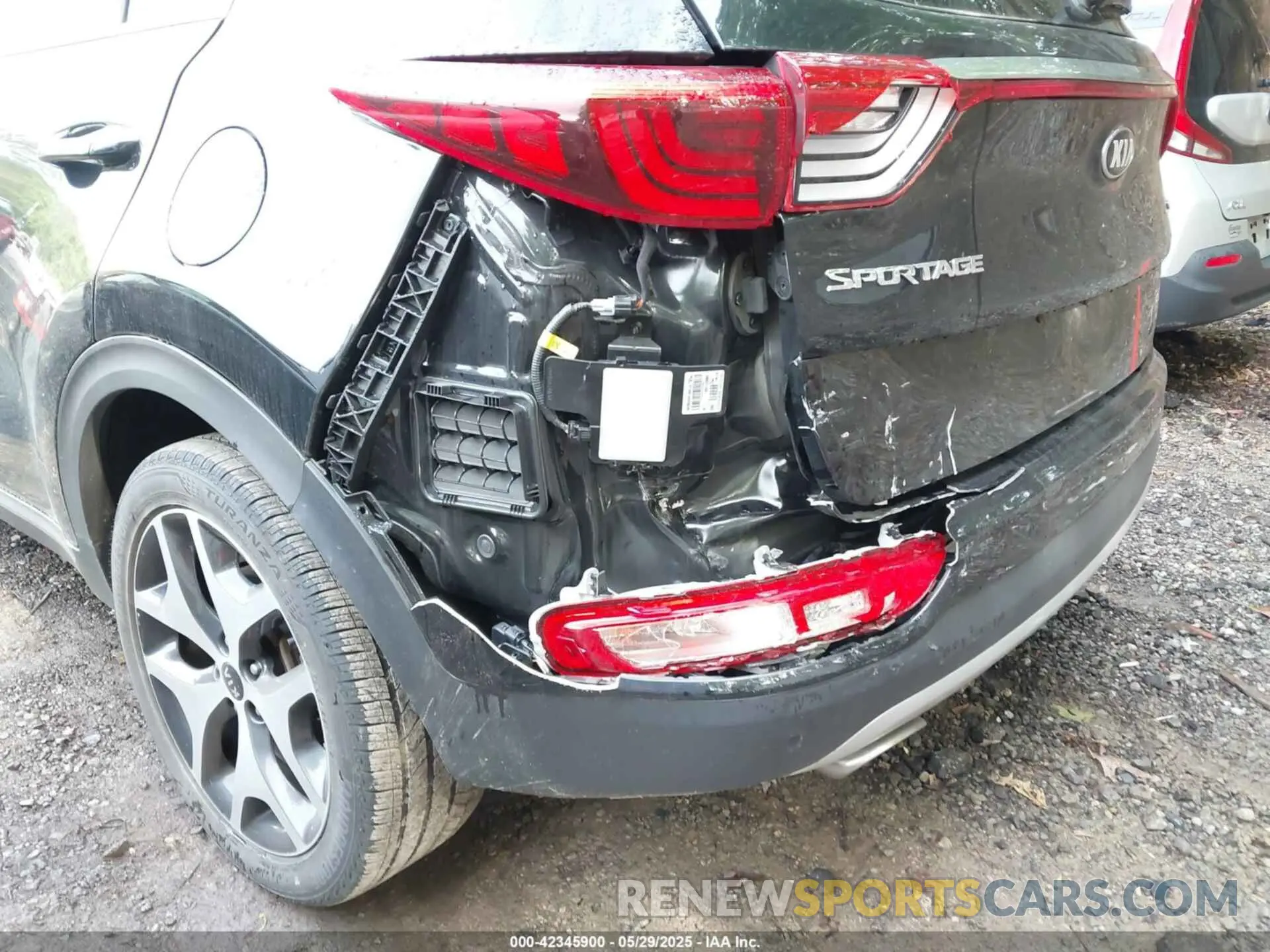 18 fotografías del automóvil dañado KNDPRCA62K7616978 KIA SPORTAGE 2019