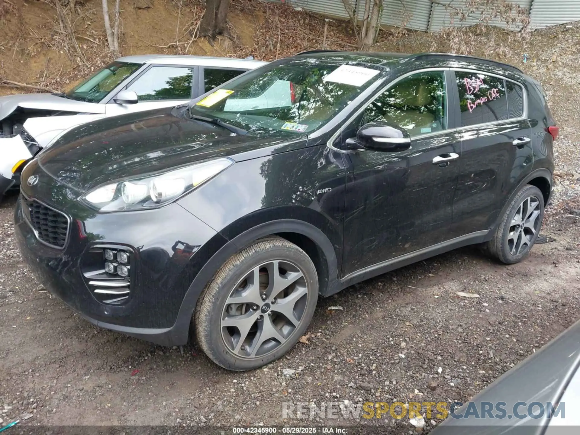 2 fotografías del automóvil dañado KNDPRCA62K7616978 KIA SPORTAGE 2019