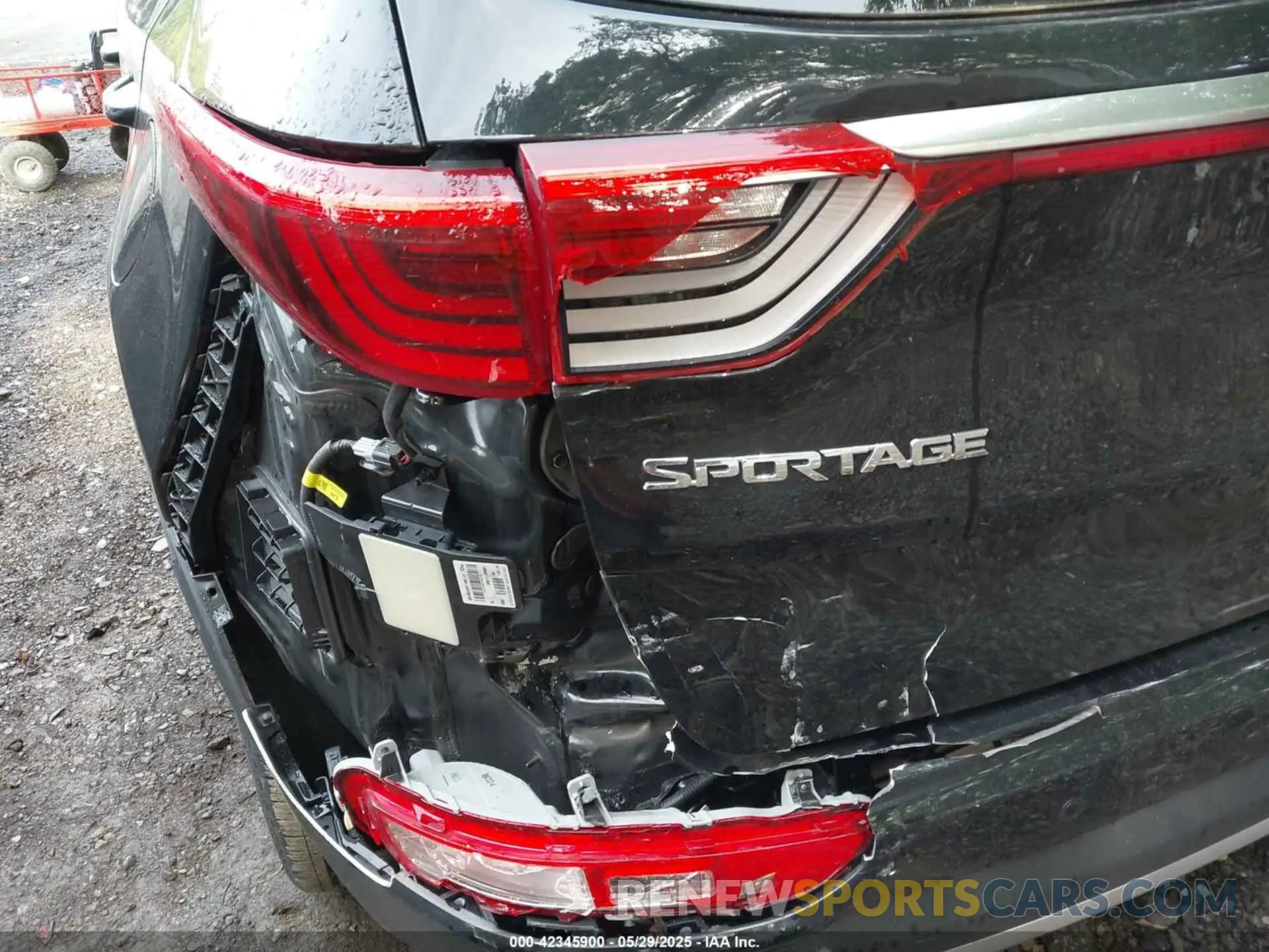 20 fotografías del automóvil dañado KNDPRCA62K7616978 KIA SPORTAGE 2019