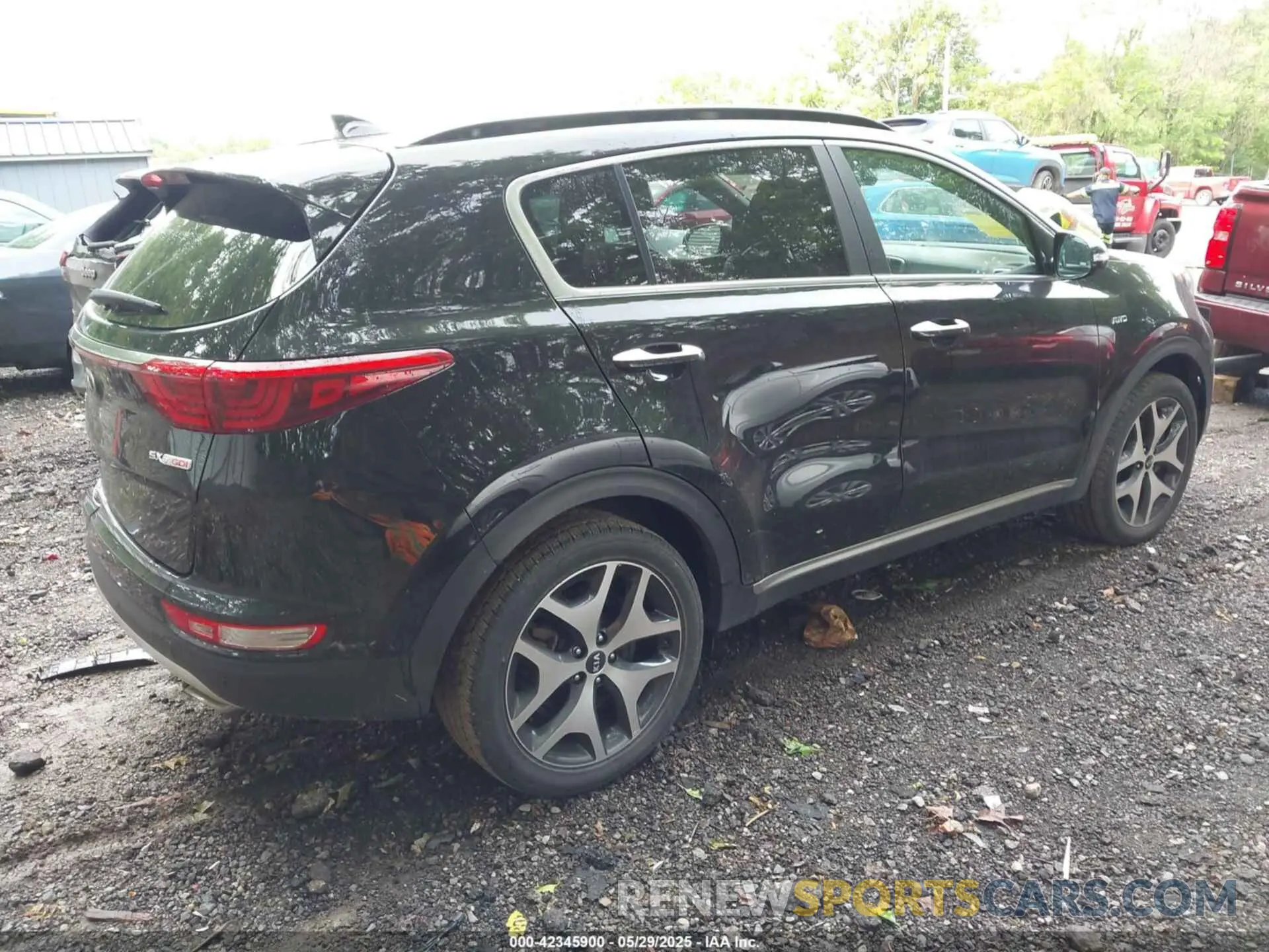 4 fotografías del automóvil dañado KNDPRCA62K7616978 KIA SPORTAGE 2019