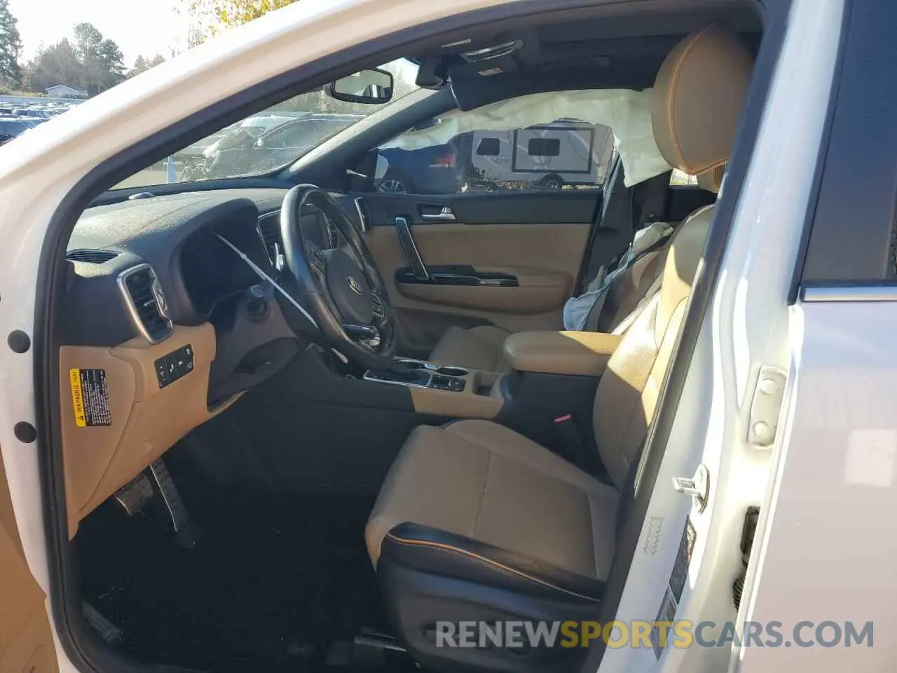 7 fotografías del automóvil dañado KNDPRCA66K7506550 KIA SPORTAGE 2019