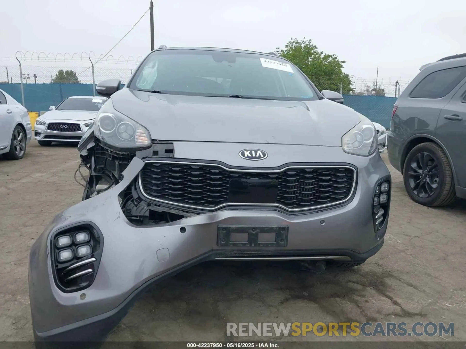 12 fotografías del automóvil dañado KNDPRCA69K7540272 KIA SPORTAGE 2019