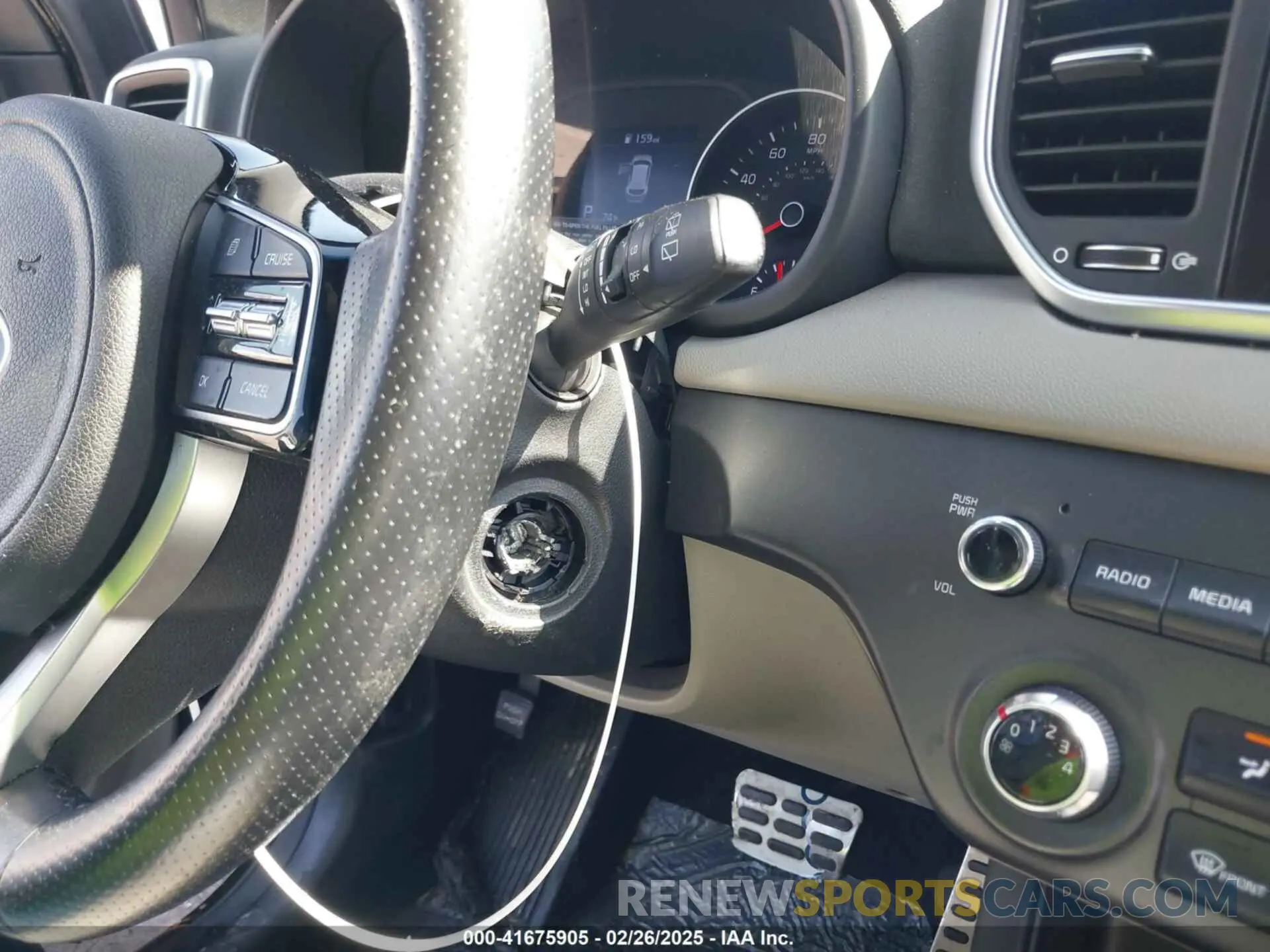 6 fotografías del automóvil dañado KNDP63AC0L7691095 KIA SPORTAGE 2020