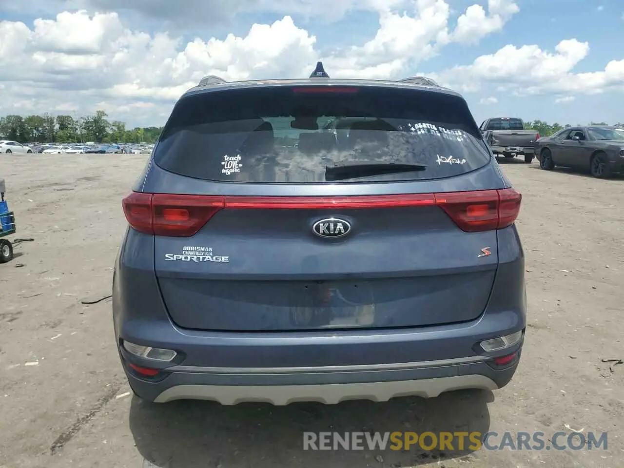 6 fotografías del automóvil dañado KNDP63AC2L7669115 KIA SPORTAGE 2020