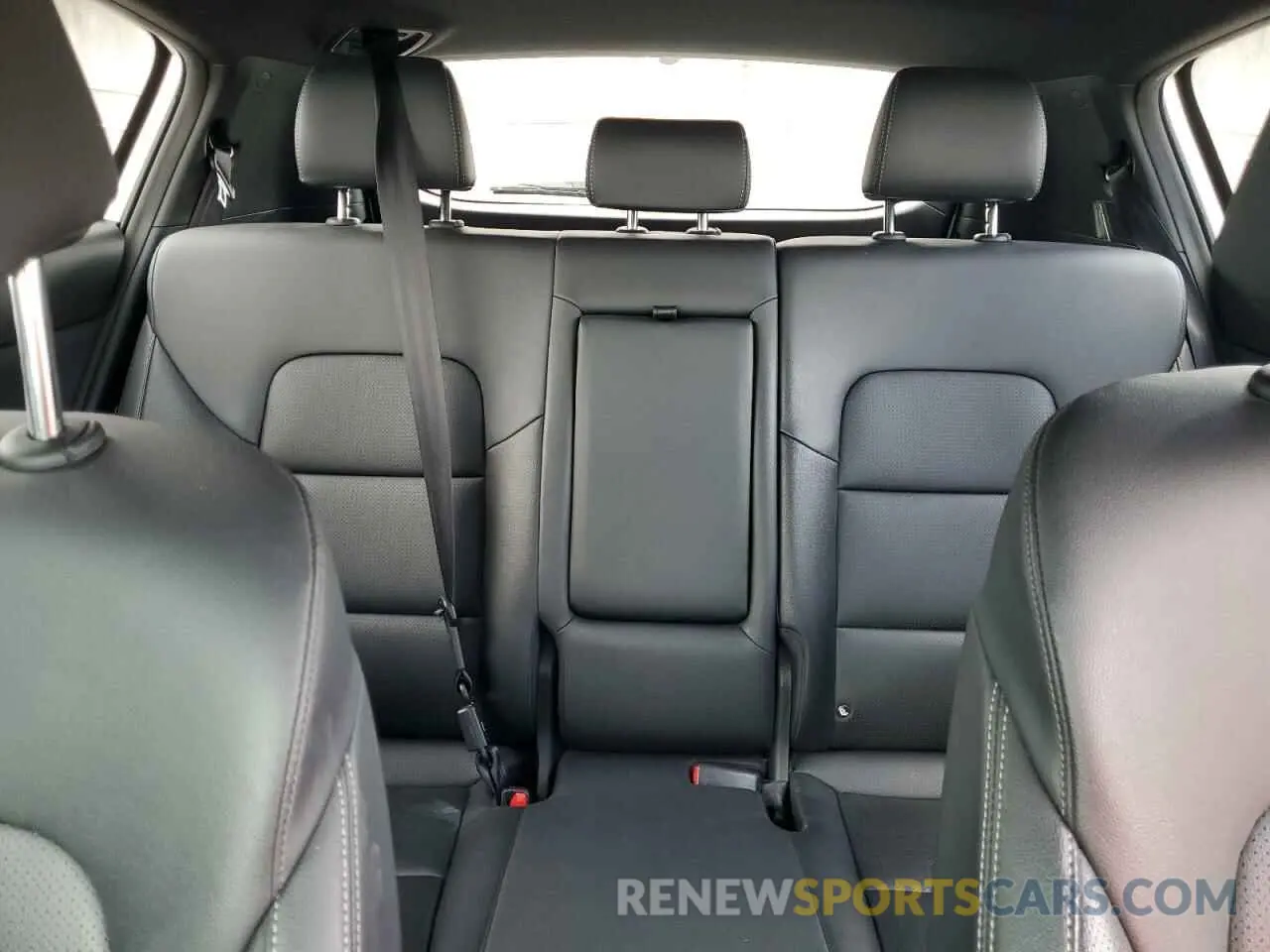 10 fotografías del automóvil dañado KNDP63AC2L7682656 KIA SPORTAGE 2020