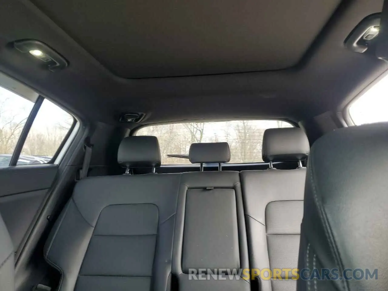 10 fotografías del automóvil dañado KNDP63AC2L7743407 KIA SPORTAGE 2020