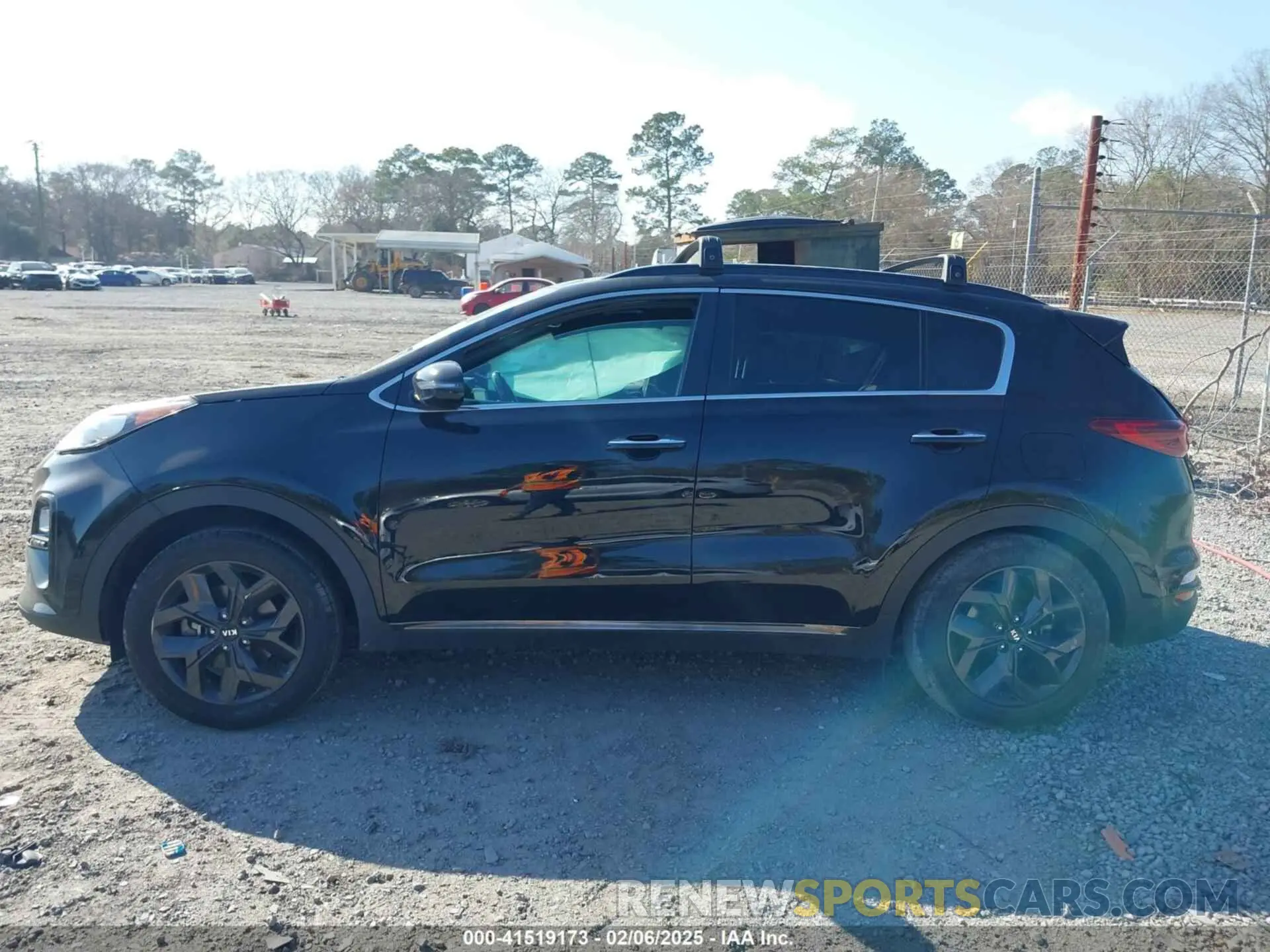 14 fotografías del automóvil dañado KNDP63AC2L7822009 KIA SPORTAGE 2020