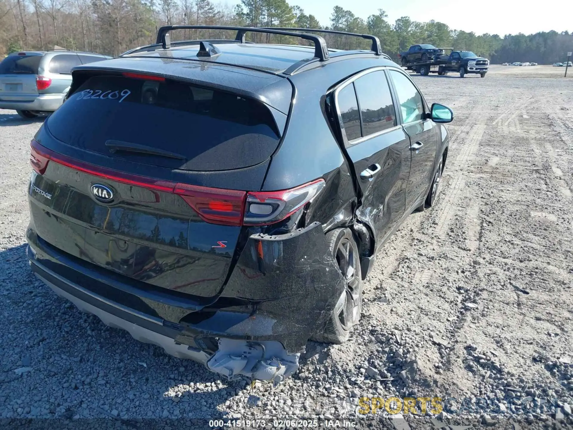 4 fotografías del automóvil dañado KNDP63AC2L7822009 KIA SPORTAGE 2020