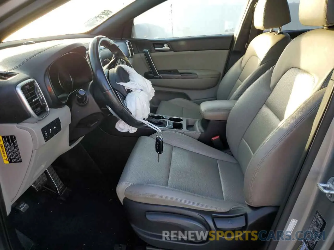 7 fotografías del automóvil dañado KNDP63AC3L7682956 KIA SPORTAGE 2020