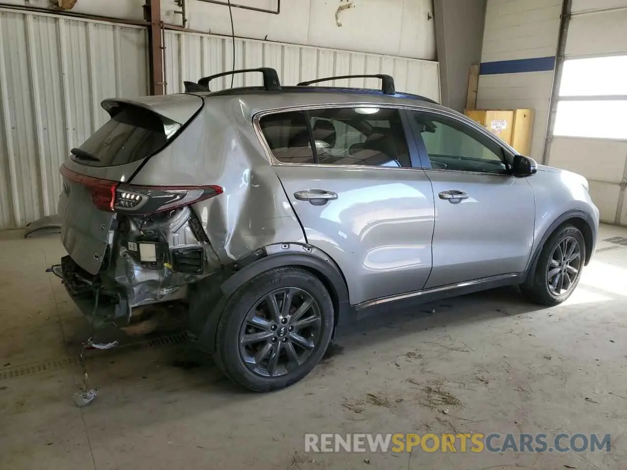 3 fotografías del automóvil dañado KNDP63AC5L7754997 KIA SPORTAGE 2020