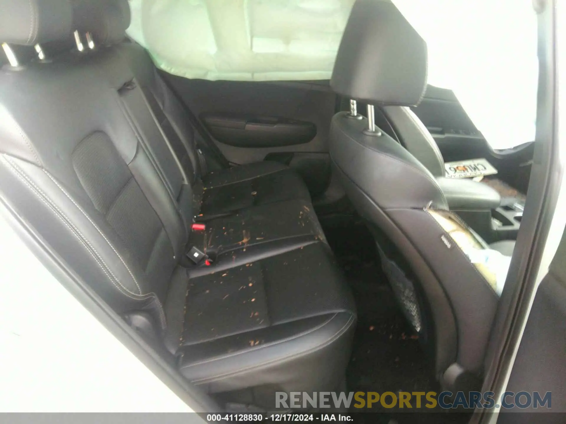 8 fotografías del automóvil dañado KNDP63AC6L7788480 KIA SPORTAGE 2020