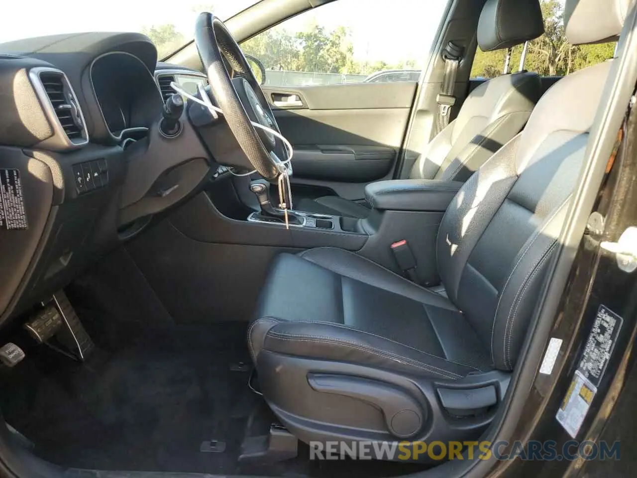 7 fotografías del automóvil dañado KNDP63AC8L7694293 KIA SPORTAGE 2020