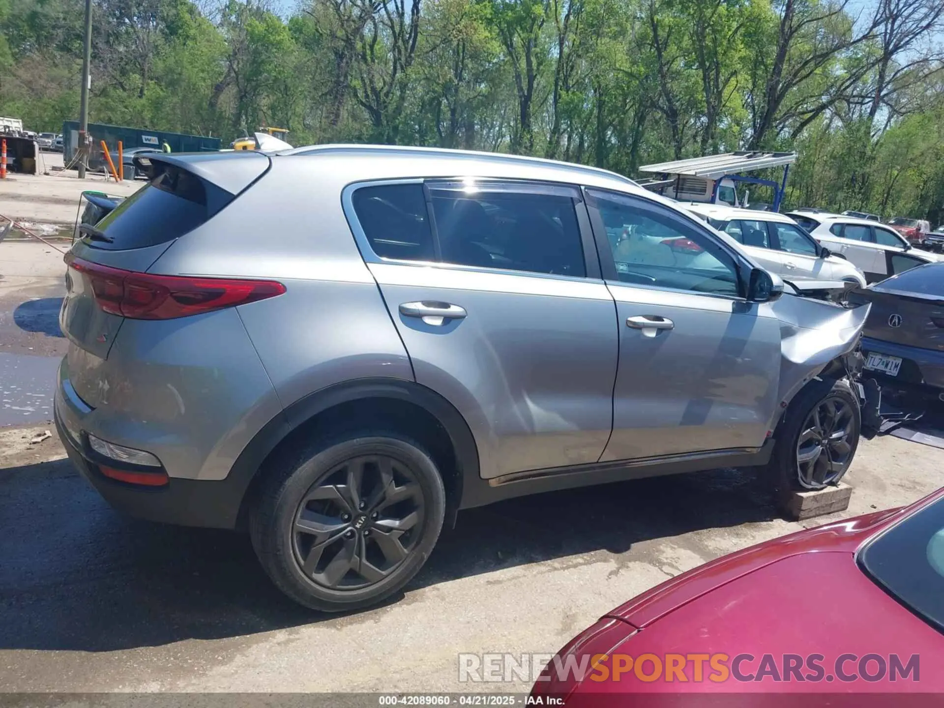 13 fotografías del automóvil dañado KNDP63AC8L7789078 KIA SPORTAGE 2020