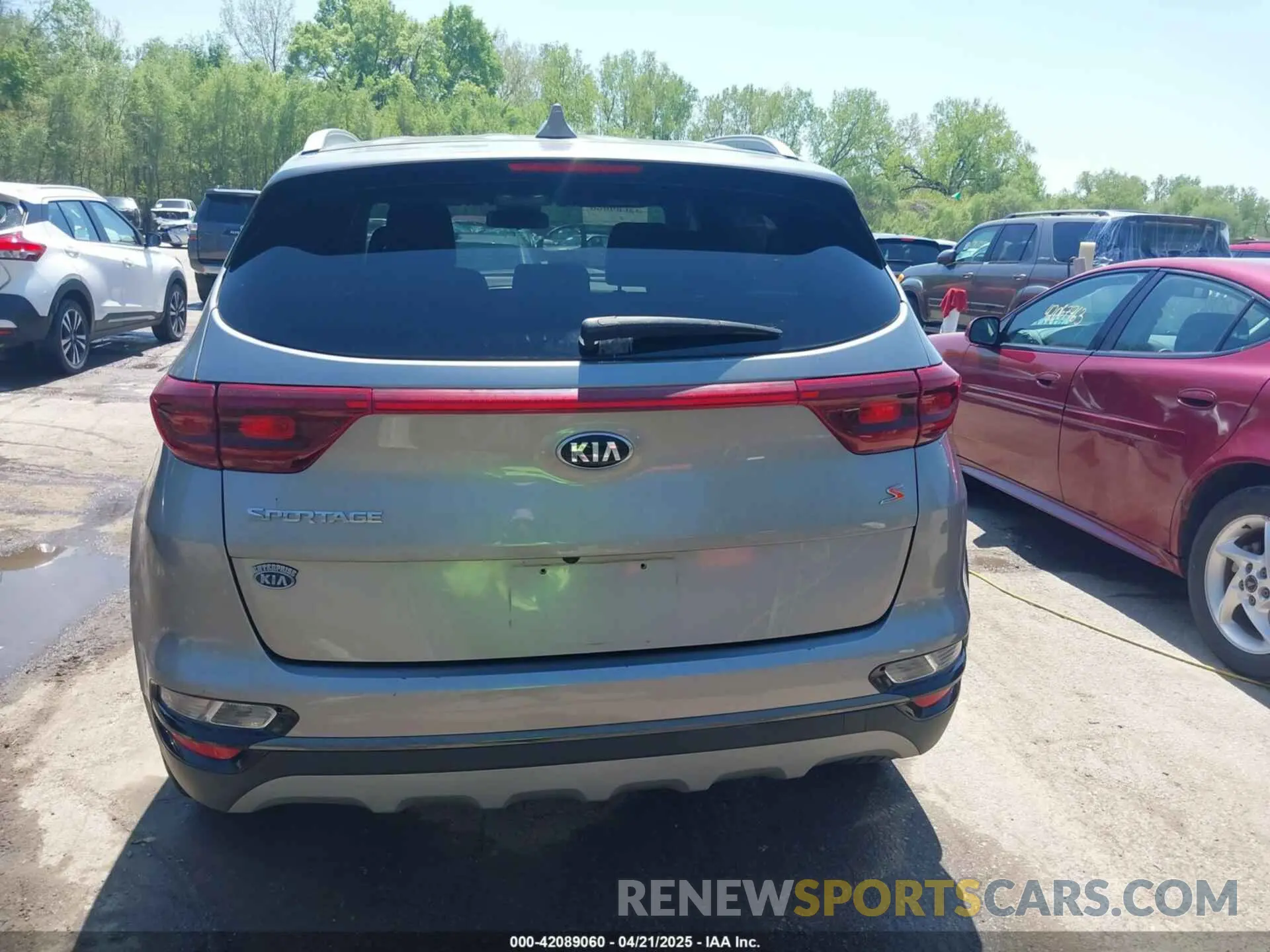 16 fotografías del automóvil dañado KNDP63AC8L7789078 KIA SPORTAGE 2020